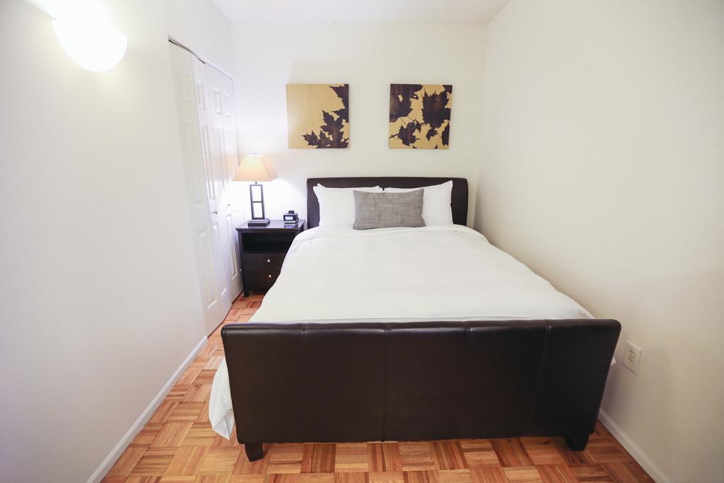 Liberty Towers - A Premier Furnished Apartment New York Room photo